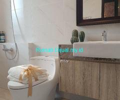 Rumah Violet Premier Promenade | Desain Mewah, Lokasi Strategis | [WA 08999-805-471]